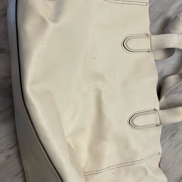Coach White Structured Tote Bag with Spacious Interior - Picture 5 of 6